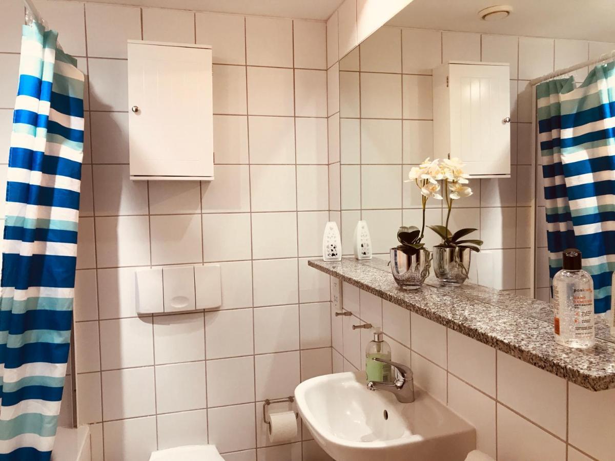 Apartment 2 Bed Dockland - Free Parking