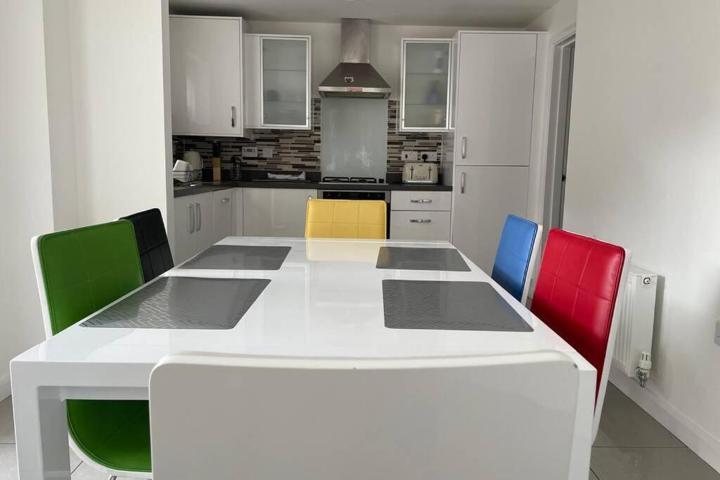 Claremont Gardens Apartment