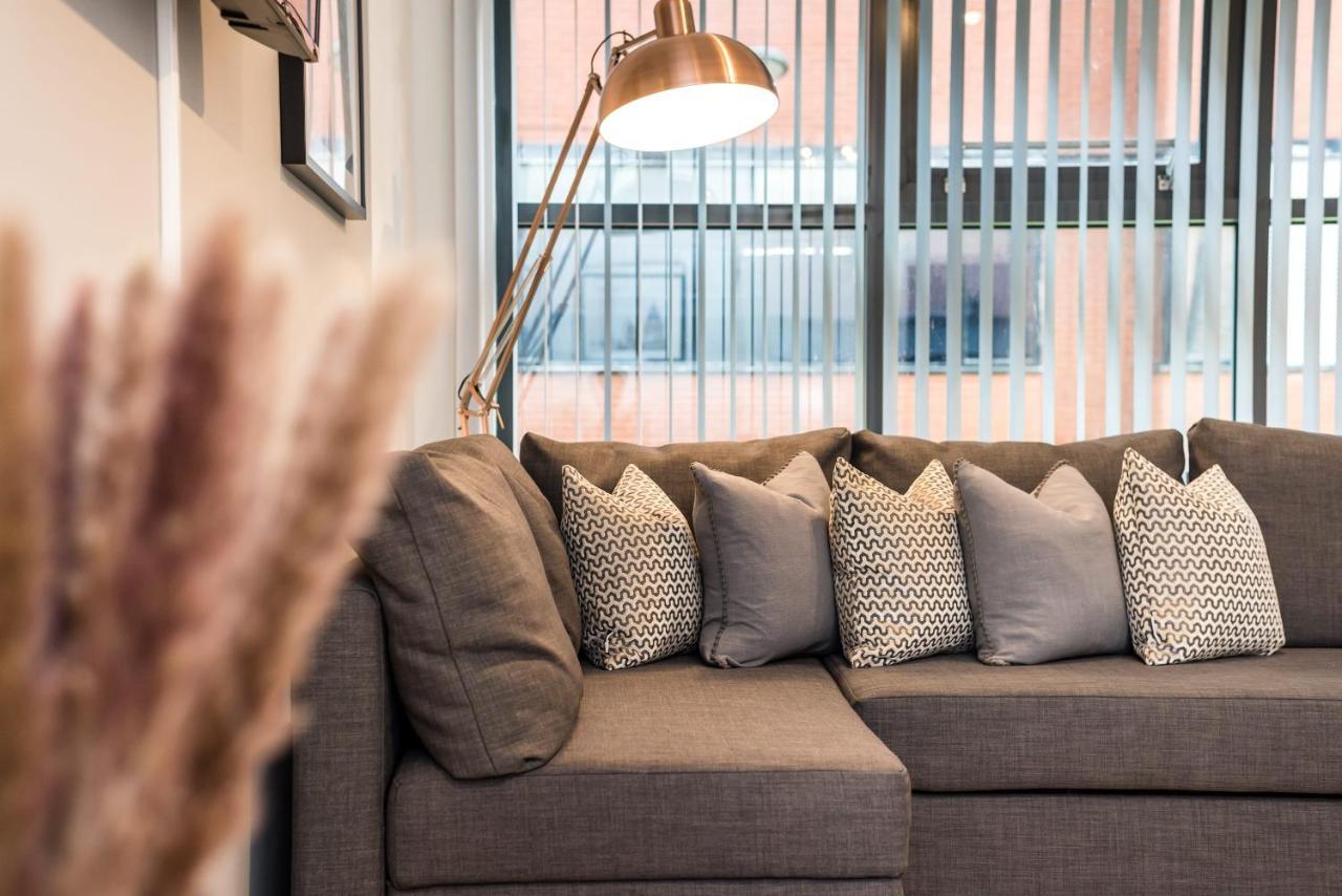 Holiday home Host - Central Modern Two Bedroom Apt - Secure Parking! Liverpool