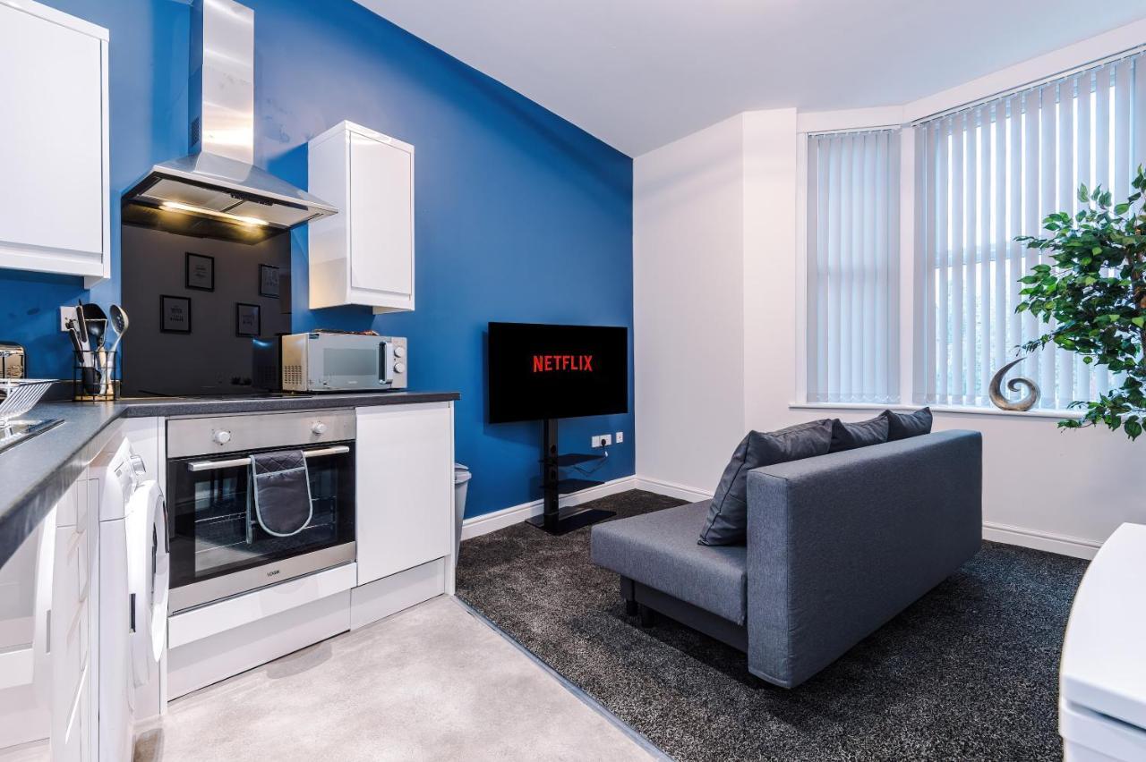 Relaxing & Comfy In Free Wifi Netflix And Parking *