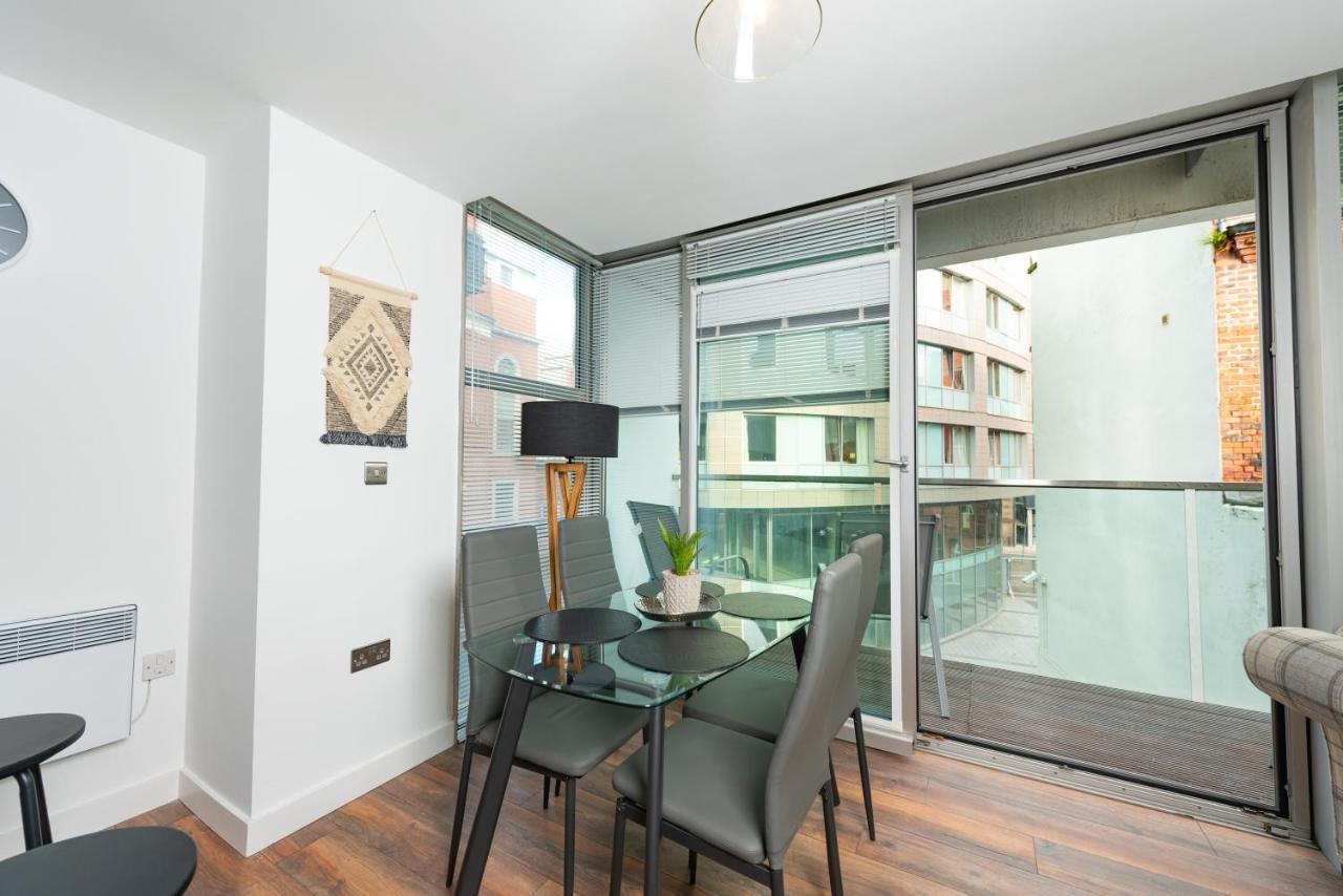 Apartment Free Parking Balcony Modern 2 Bed Citycentre Liverpool