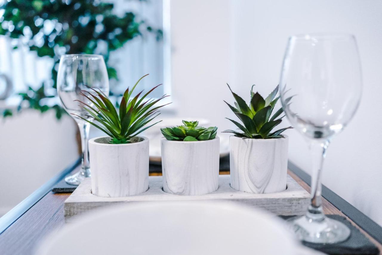 Apartment Relaxing & Comfy In Free Wifi Netflix And Parking Liverpool
