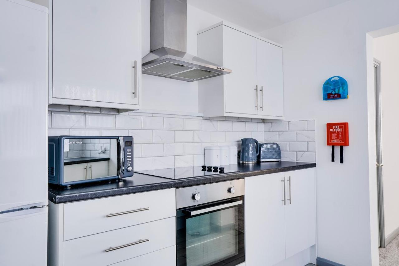 Cosy 3 Bedroom House Near Anfield Stadium Apartment