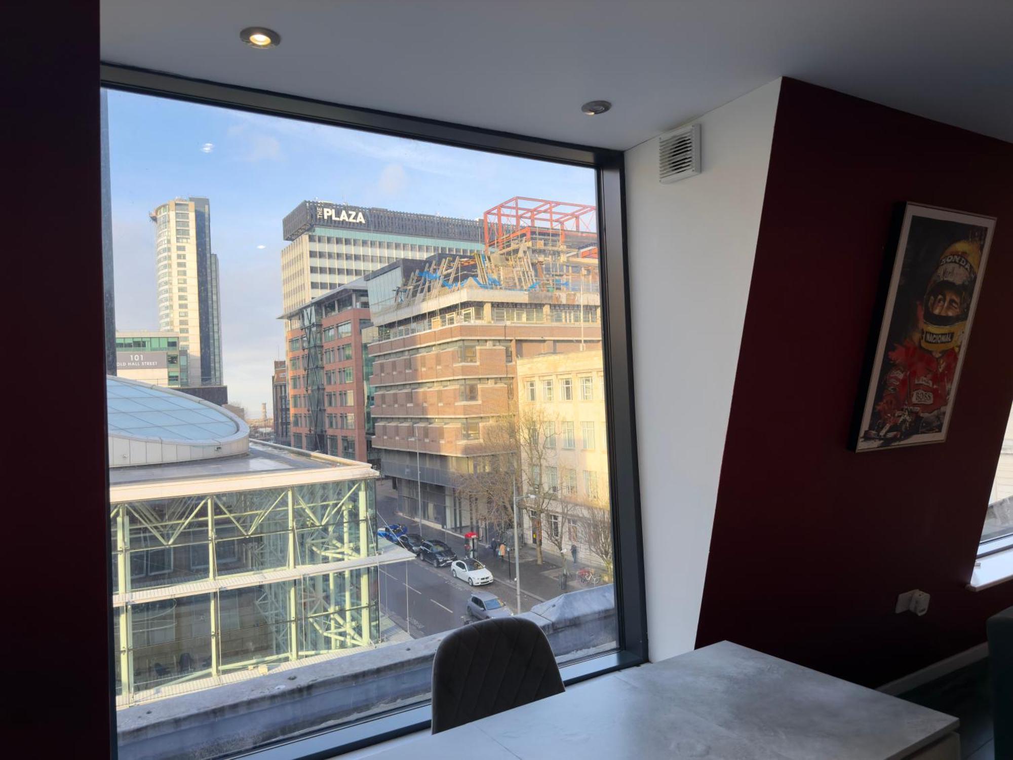 Apartment Penthouse By Mlvstays Liverpool