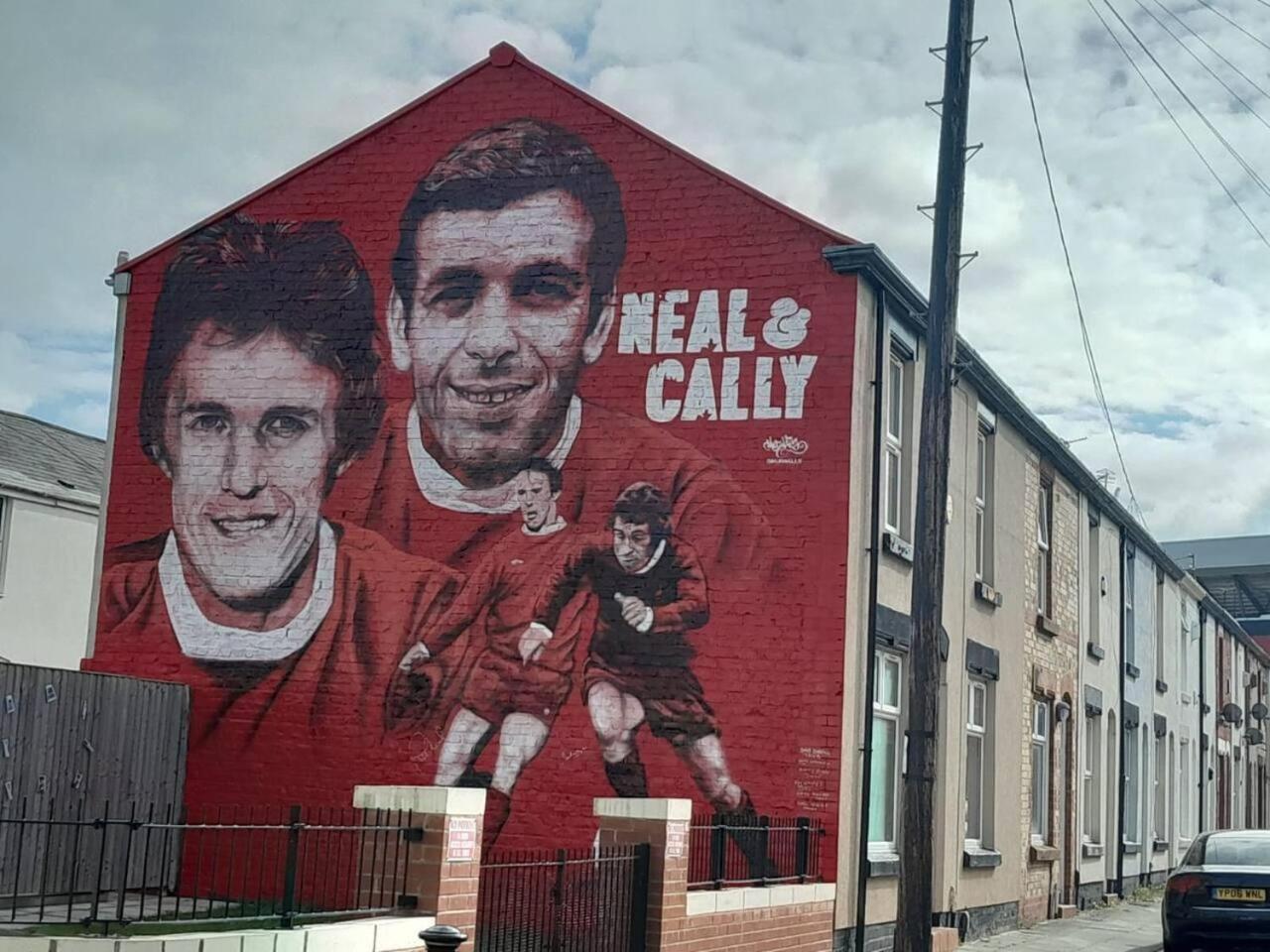 Large House Sleeps13 Close To Lfc Stadium Anfield Holiday home Liverpool