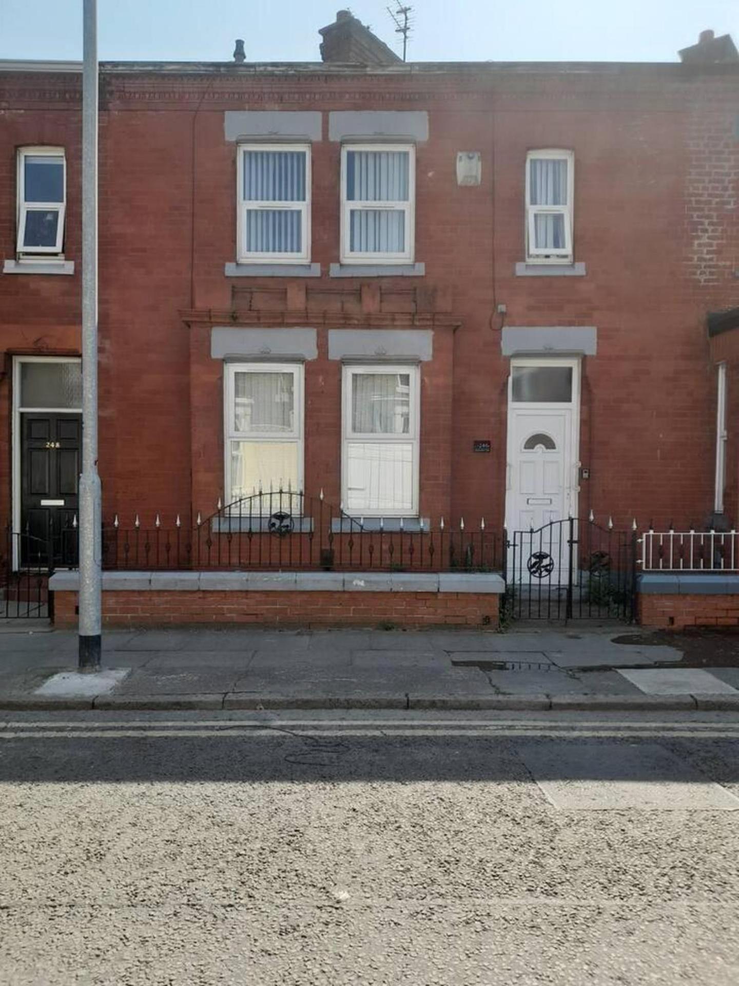 Holiday home Large House Sleeps13 Close To Lfc Stadium Anfield
