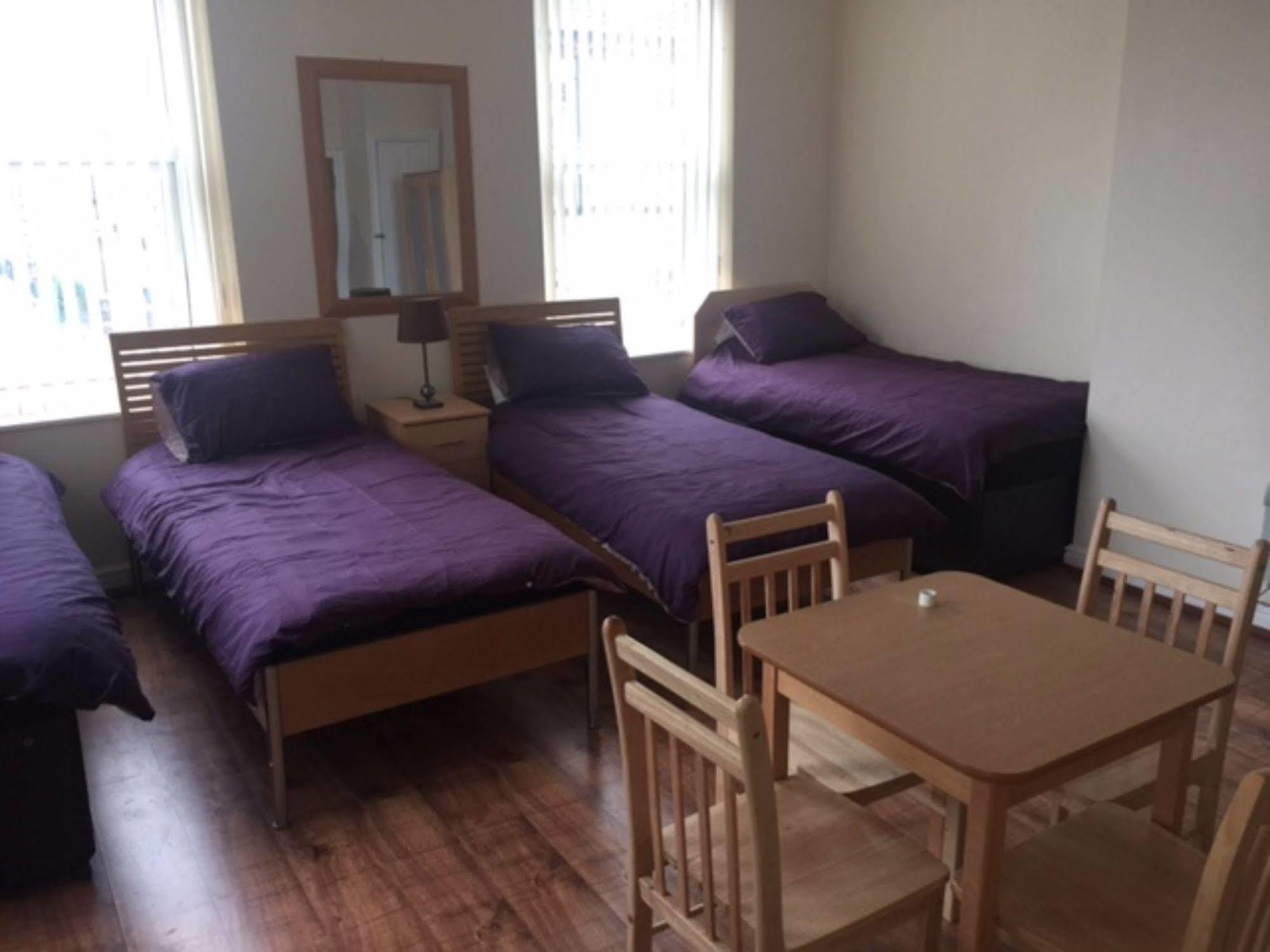The L4 Studios And Rooms Hotel 2*
