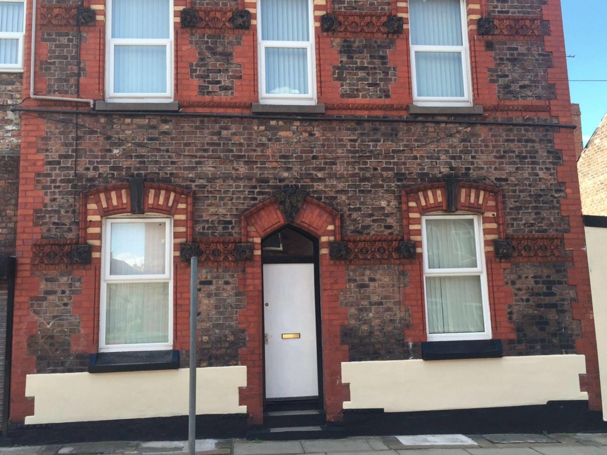 The L4 Studios And Rooms Hotel