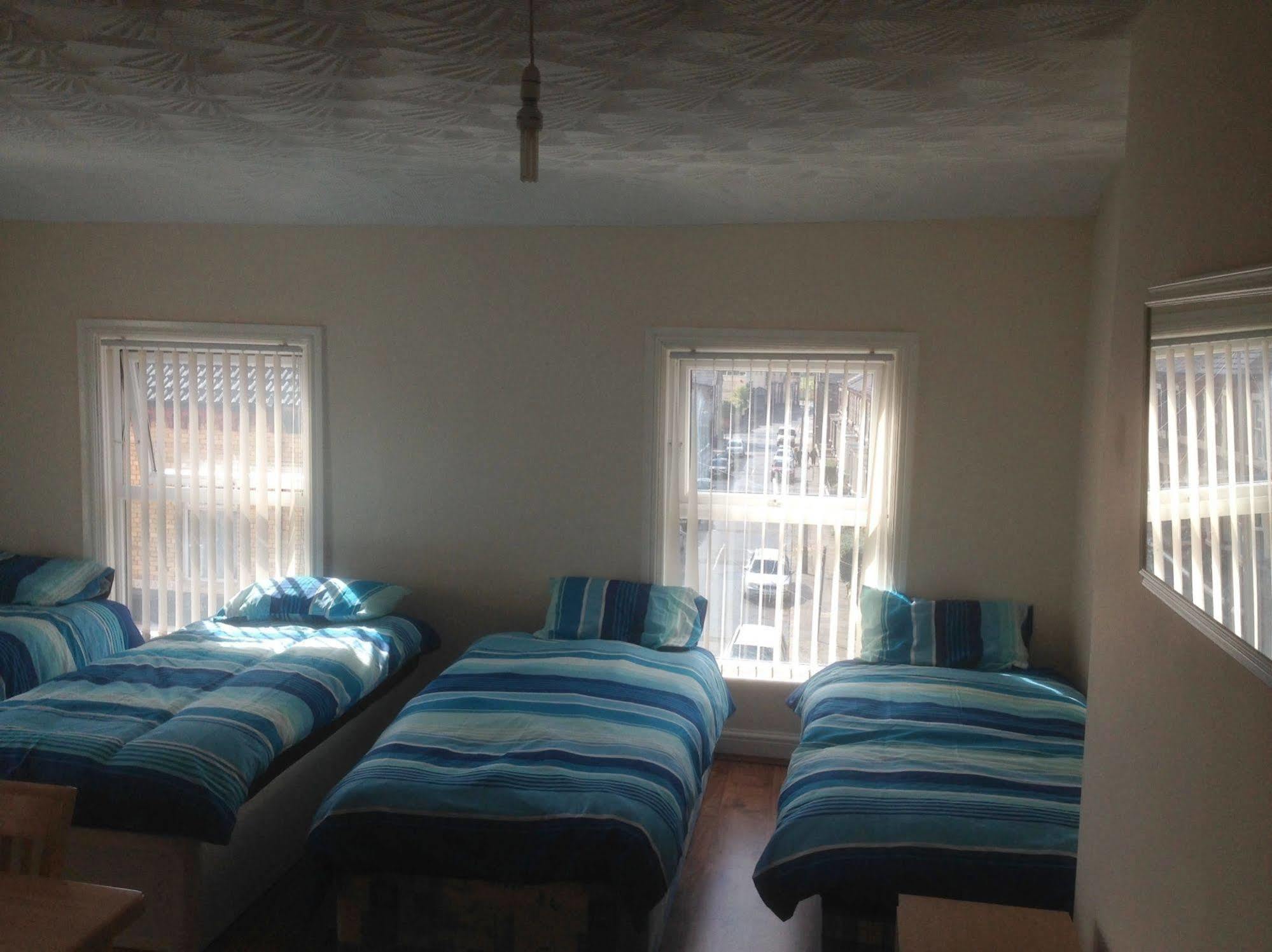 The L4 Studios And Rooms Hotel 2*