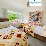4 Bed House, Sleeps 7 Business & Leisure Stay\'S