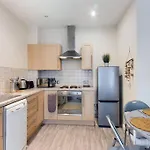 Magnificent 1Bdr Apartment In Mersyside