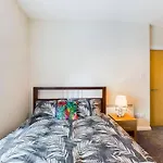 Magnificent 1Bdr Apartment In Mersyside
