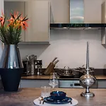 Host & Stay - Princes Park Abode
