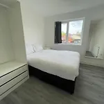 Ryan I Air I Bnb - 147-153 Mill Street - Free Parking