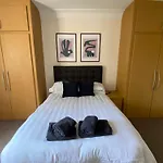 Spacious Room In Stunning Home