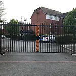Kingsway Court