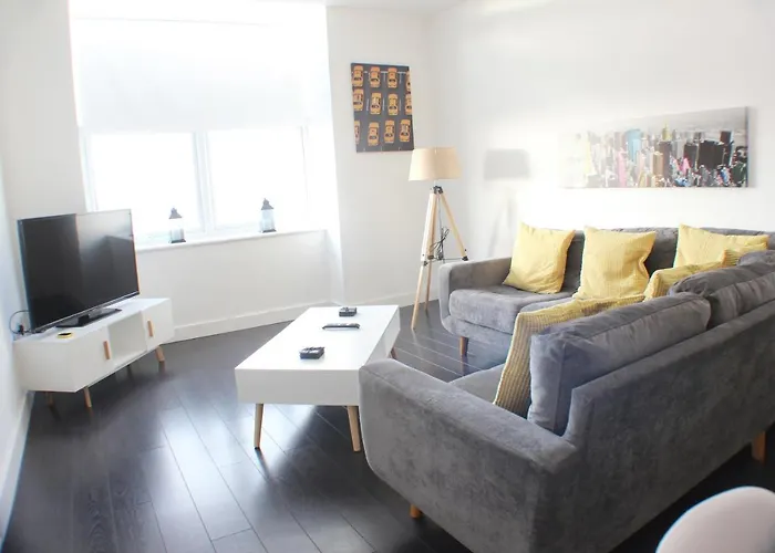 Canal Side Apartment By Serviced Living Liverpool