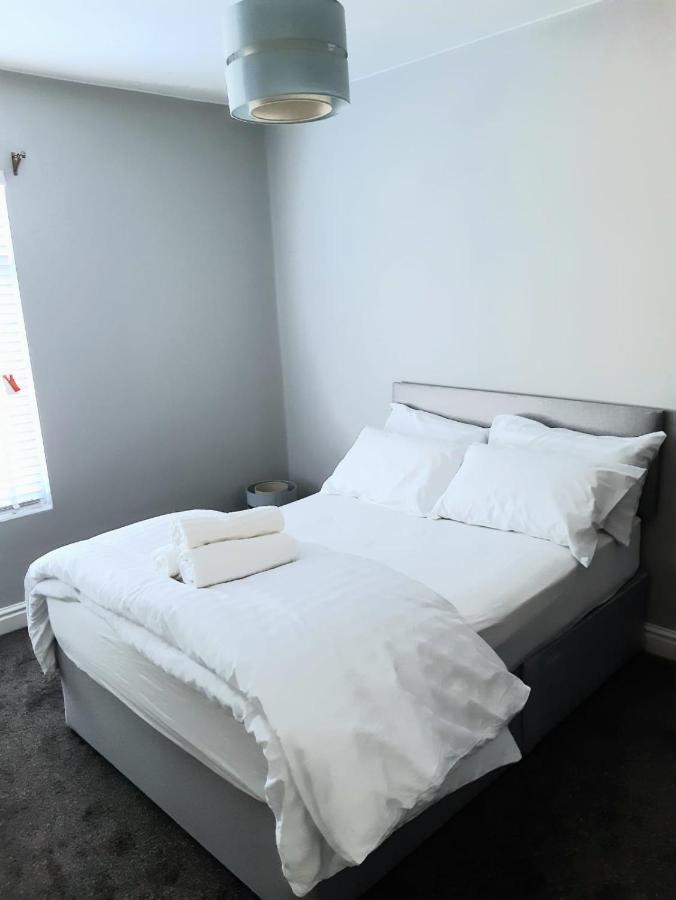 Hanwell House Apartment *