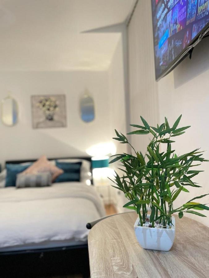 Citynights With Free Parking Aparthotel Liverpool