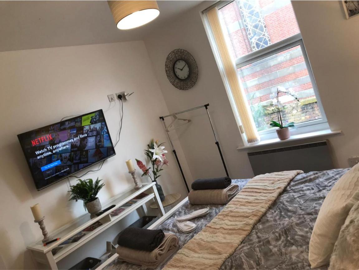 Citynights With Free Parking Aparthotel Liverpool