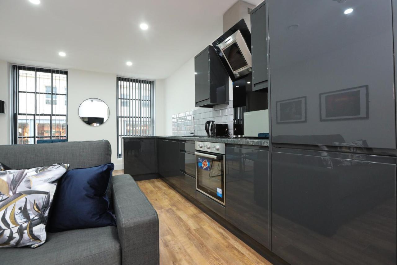 Concert Square By Happy Days Apartment *