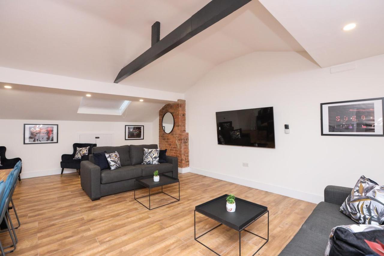 Concert Square By Happy Days Apartment Liverpool