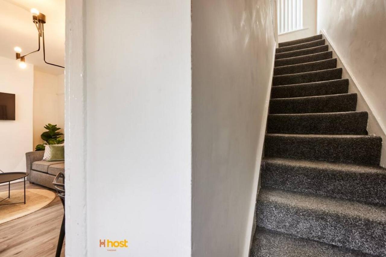 Holiday home Host - Family Near Centre, Pets Ok & Free Parking Liverpool