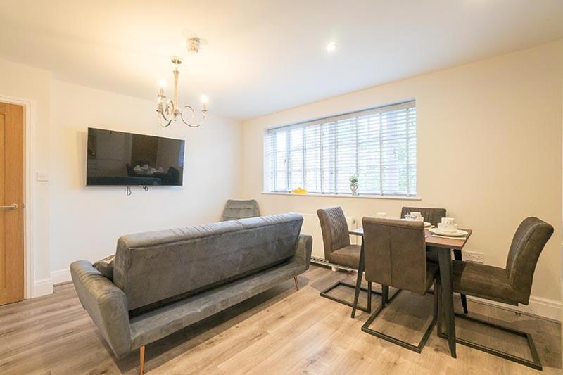 The Queens Arms Apartment *