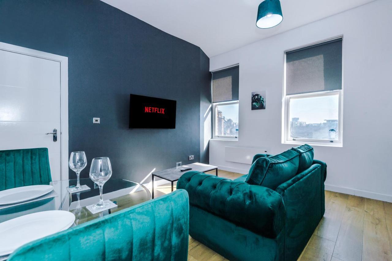Apartment Stylish Centre - Near Shops & Bars