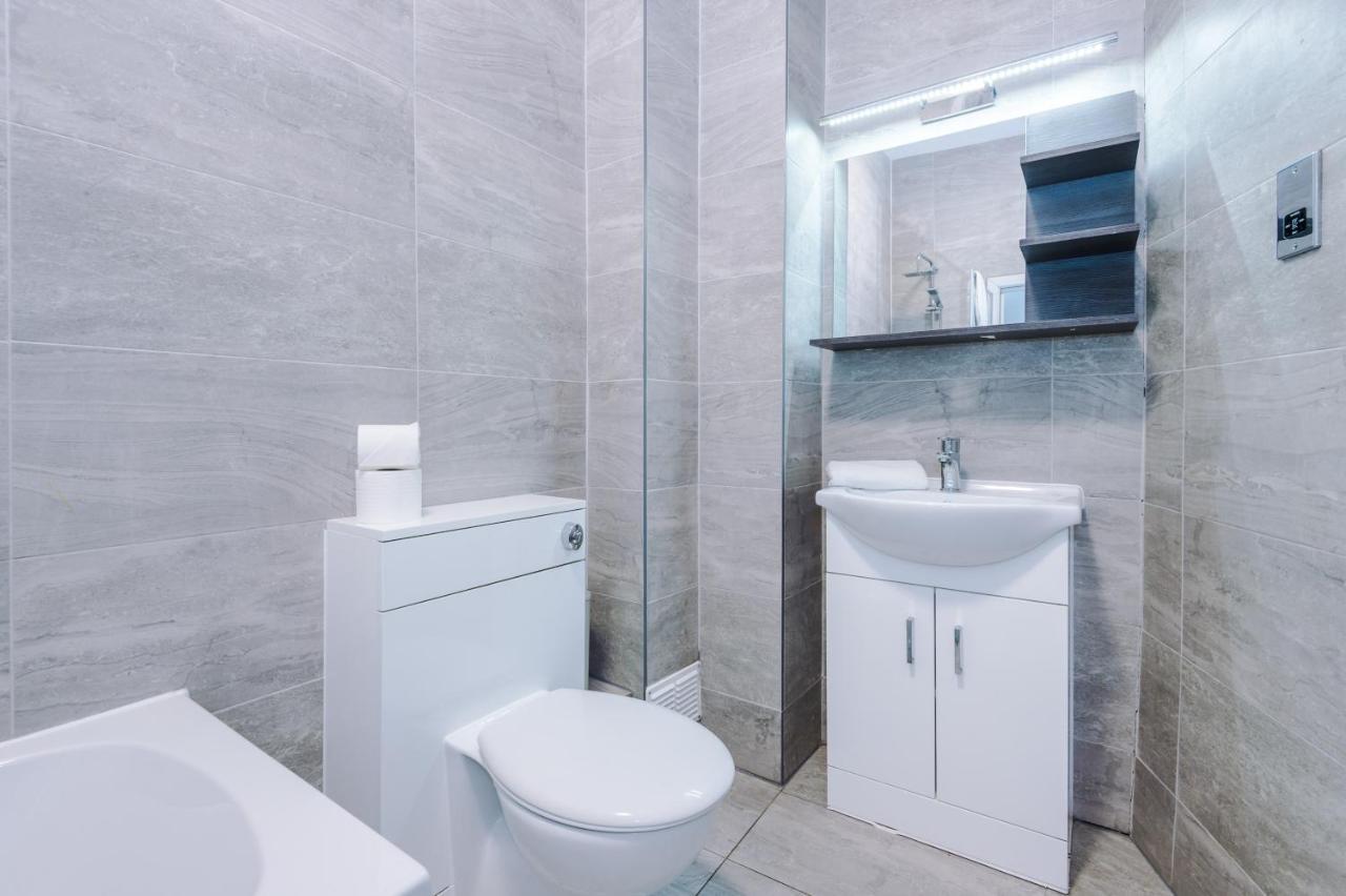 Apartment Stylish Centre - Near Shops & Bars *