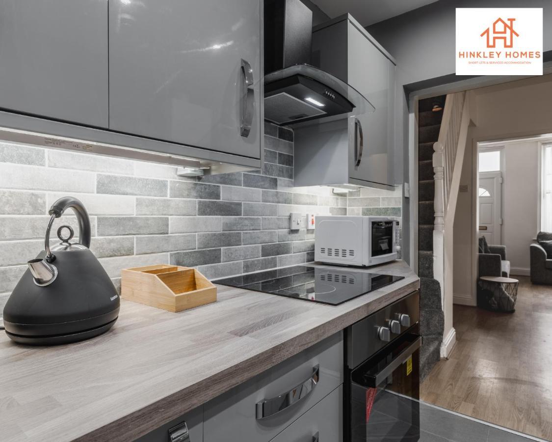 Apartment Hinkley Homes: Cozy 2-bedroom House Liverpool