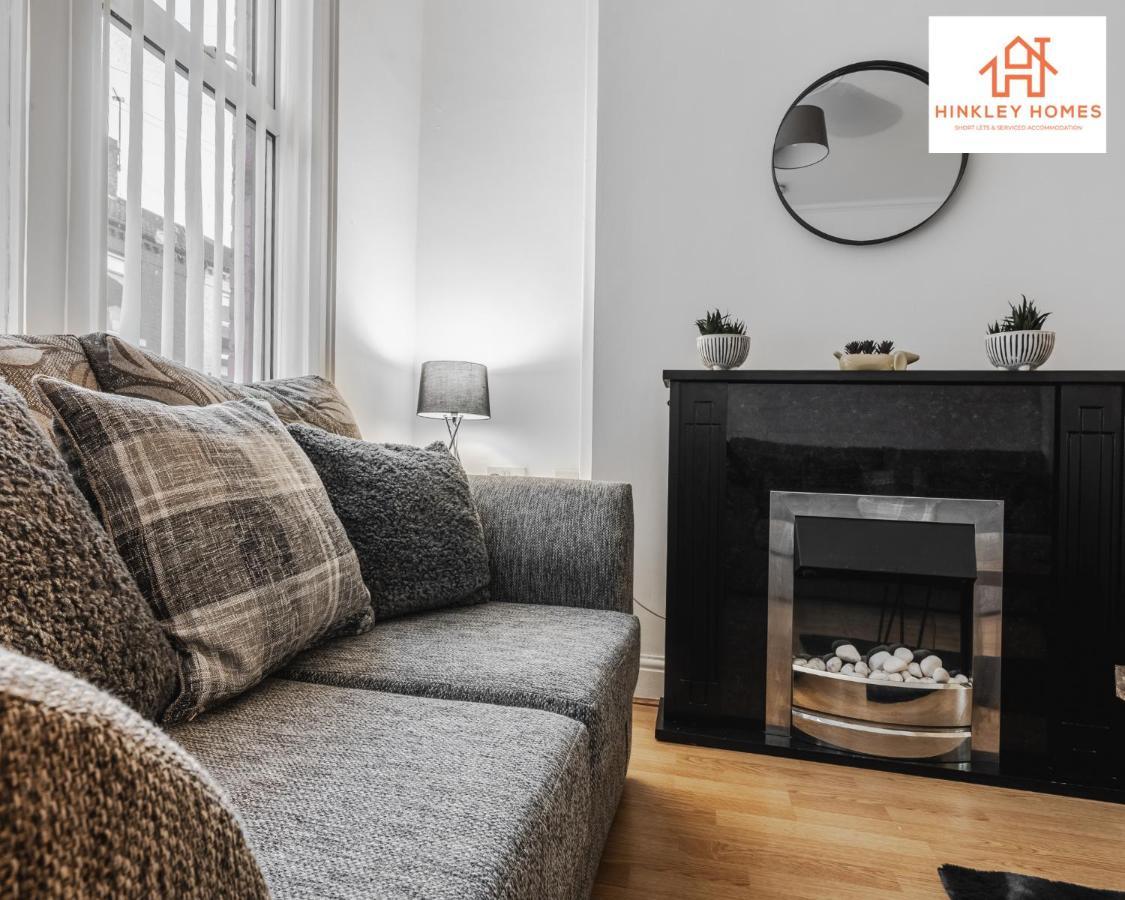 Hinkley Homes: Cozy 2-bedroom House * Liverpool
