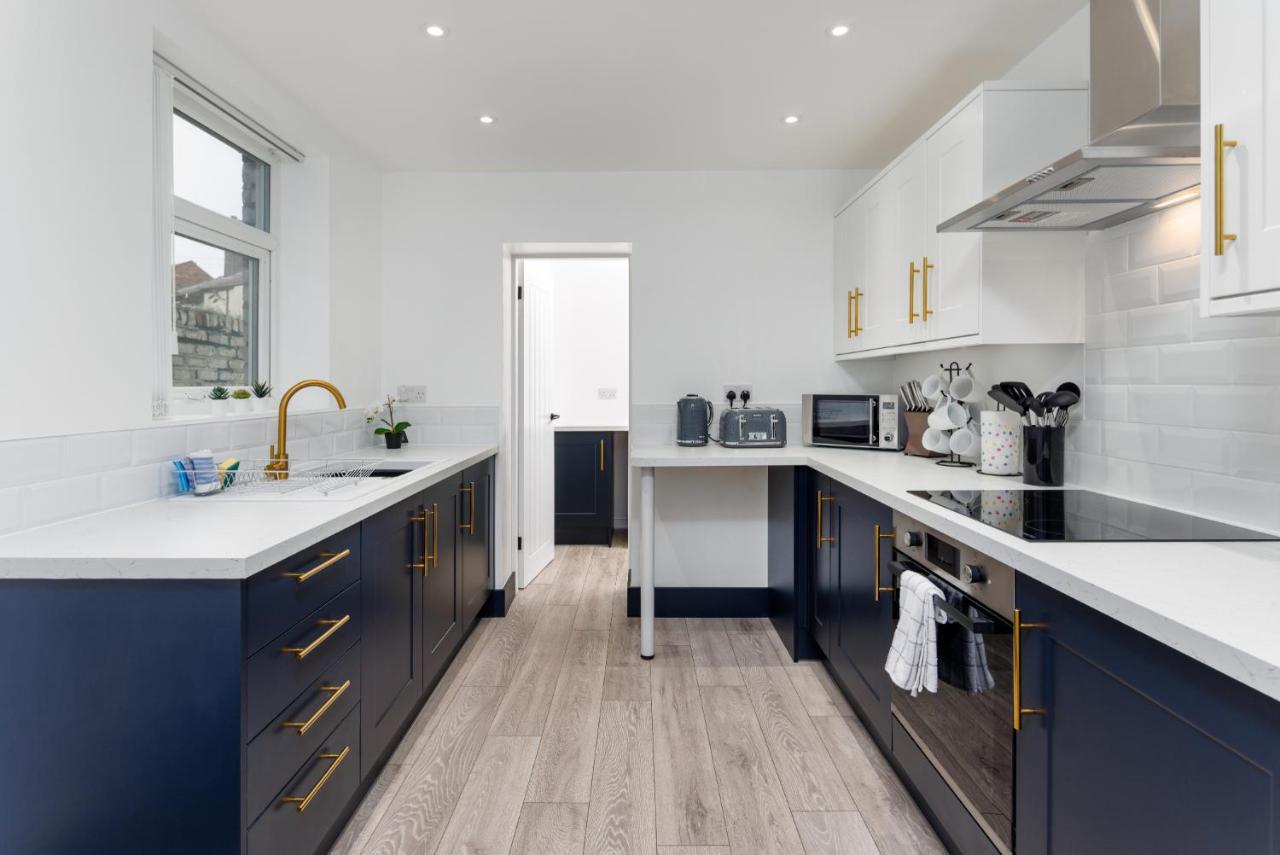Air Host And - Walton Breck - Sleeps 5 Free Parking, 10 Minutes To Centre Holiday home