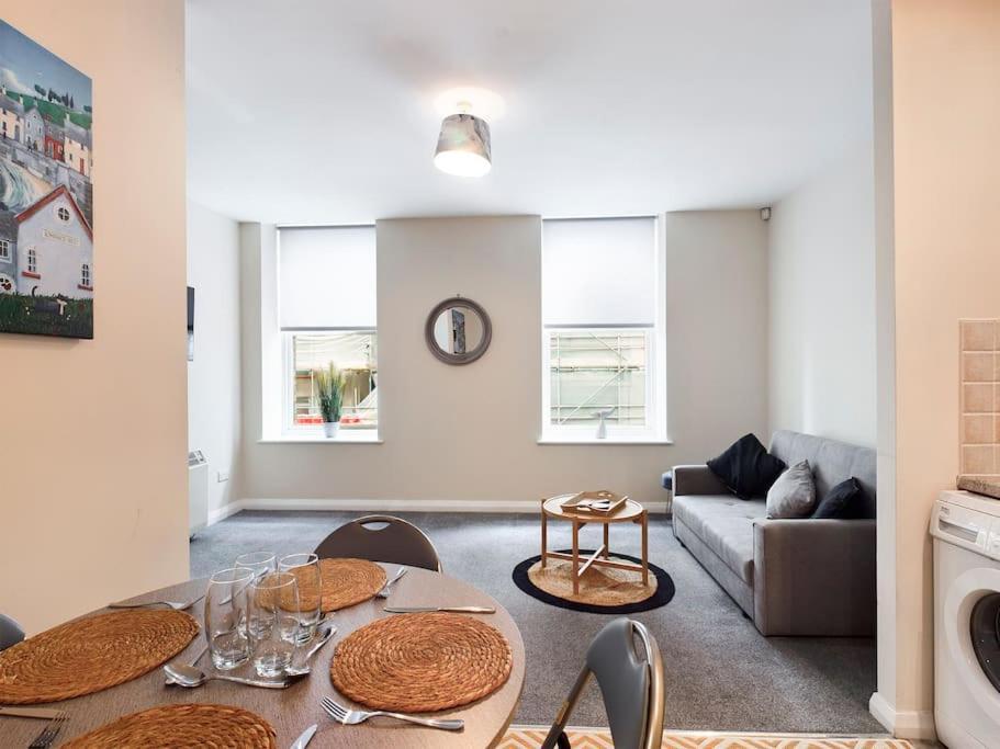 Magnificent 1bdr In Mersyside Apartment