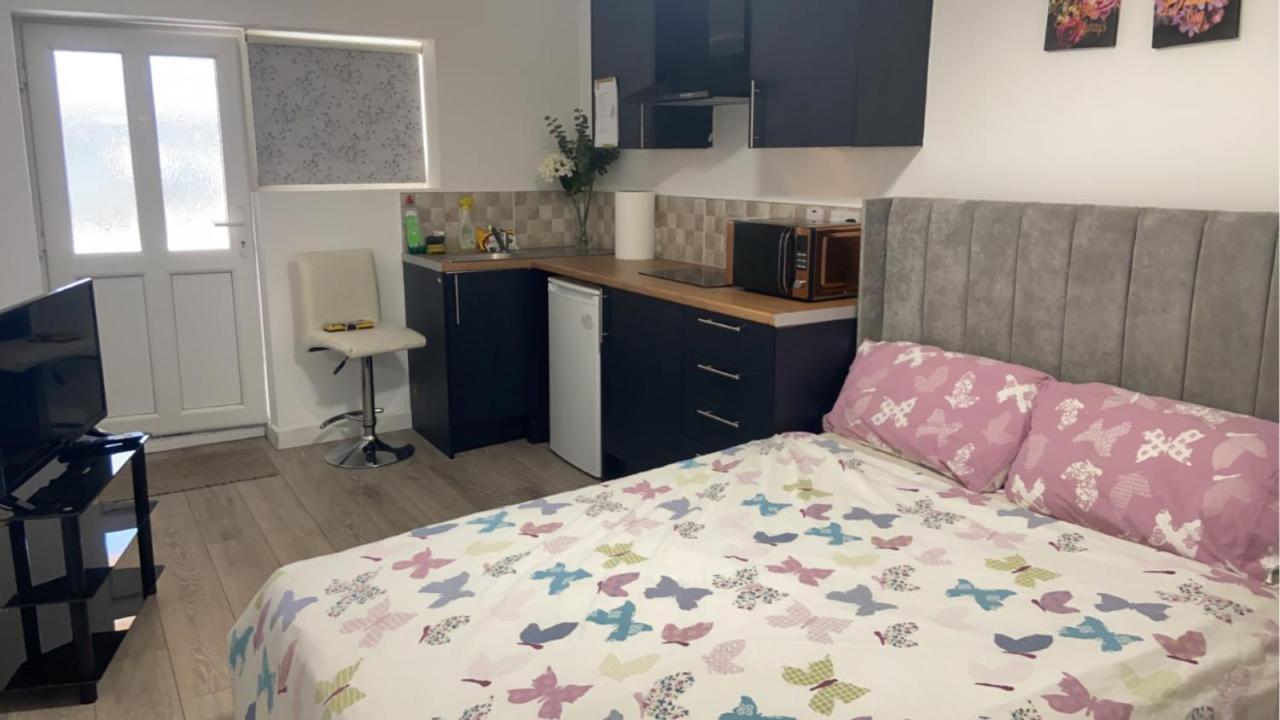 Brand New Studio With Beautiful Kitchen-close To City Centre Apartment Liverpool