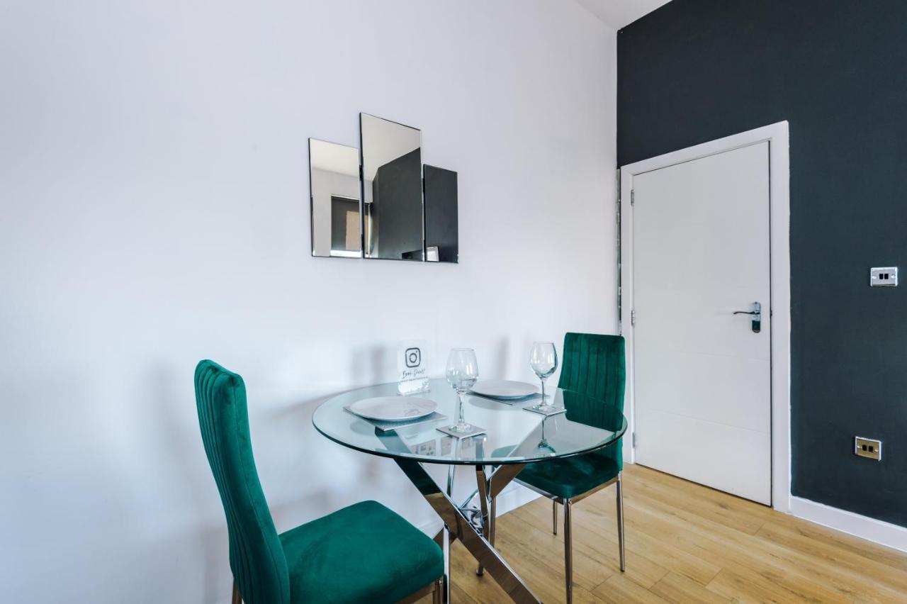 Stylish Centre - Near Shops & Bars * Liverpool