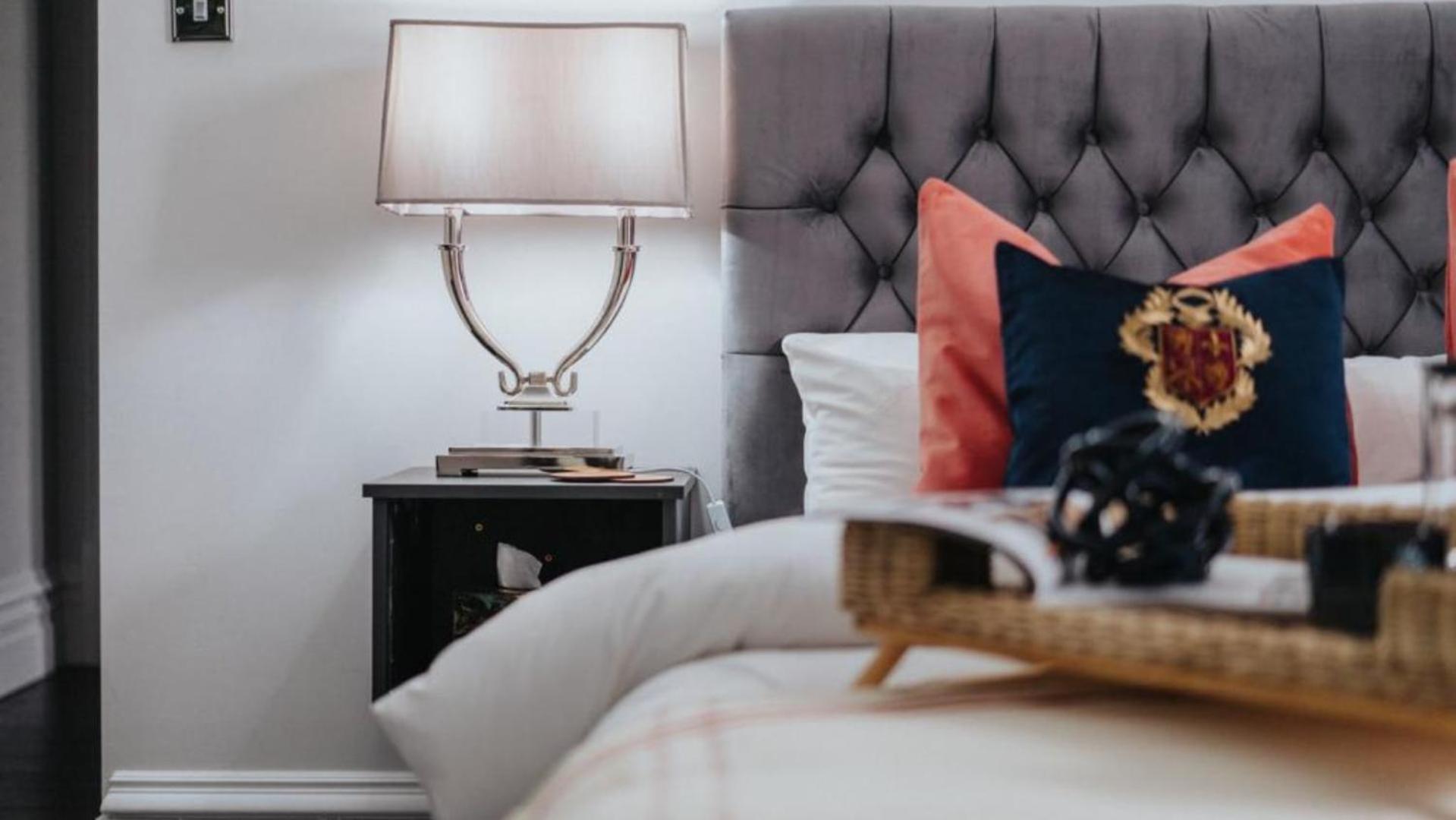 Host & - Princes Park Abode *