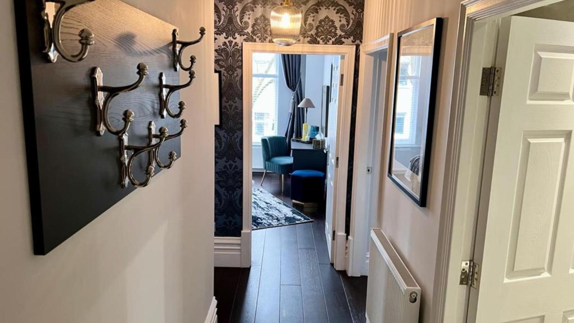 Apartment Host & - Princes Park Abode *
