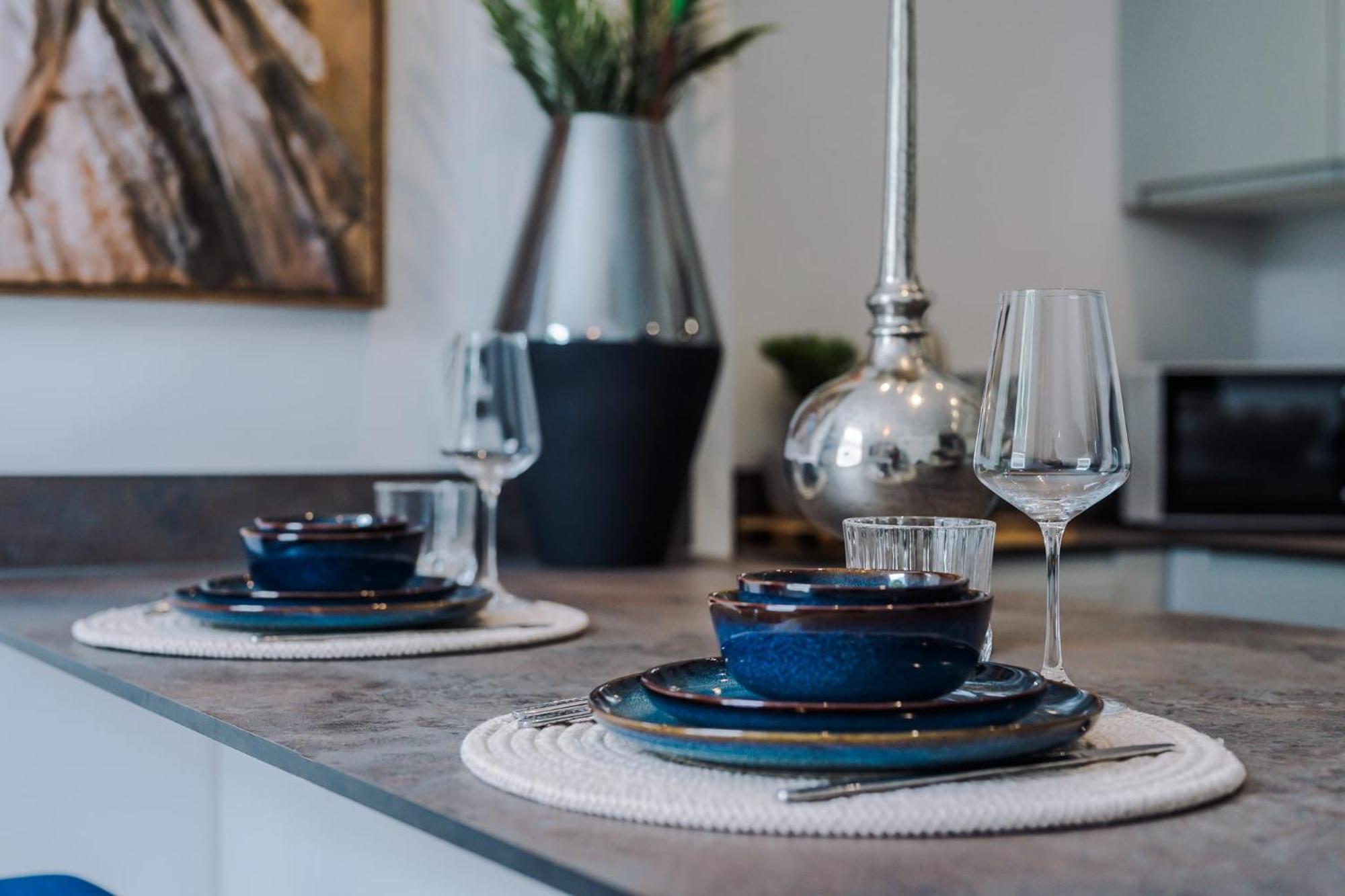 Host & - Princes Park Abode *