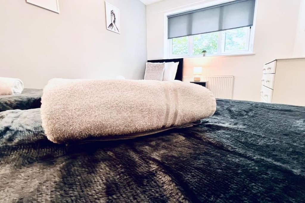 Urban Bliss Stylish Townhouse With Free Parking For A Convenient City * Liverpool