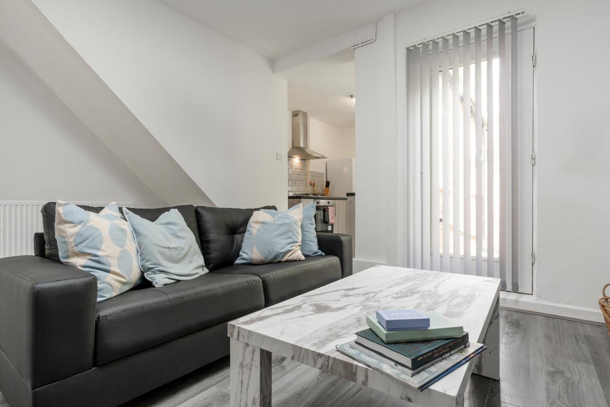 Vichy - Strathcona Suites, In Wavertree Holiday home *