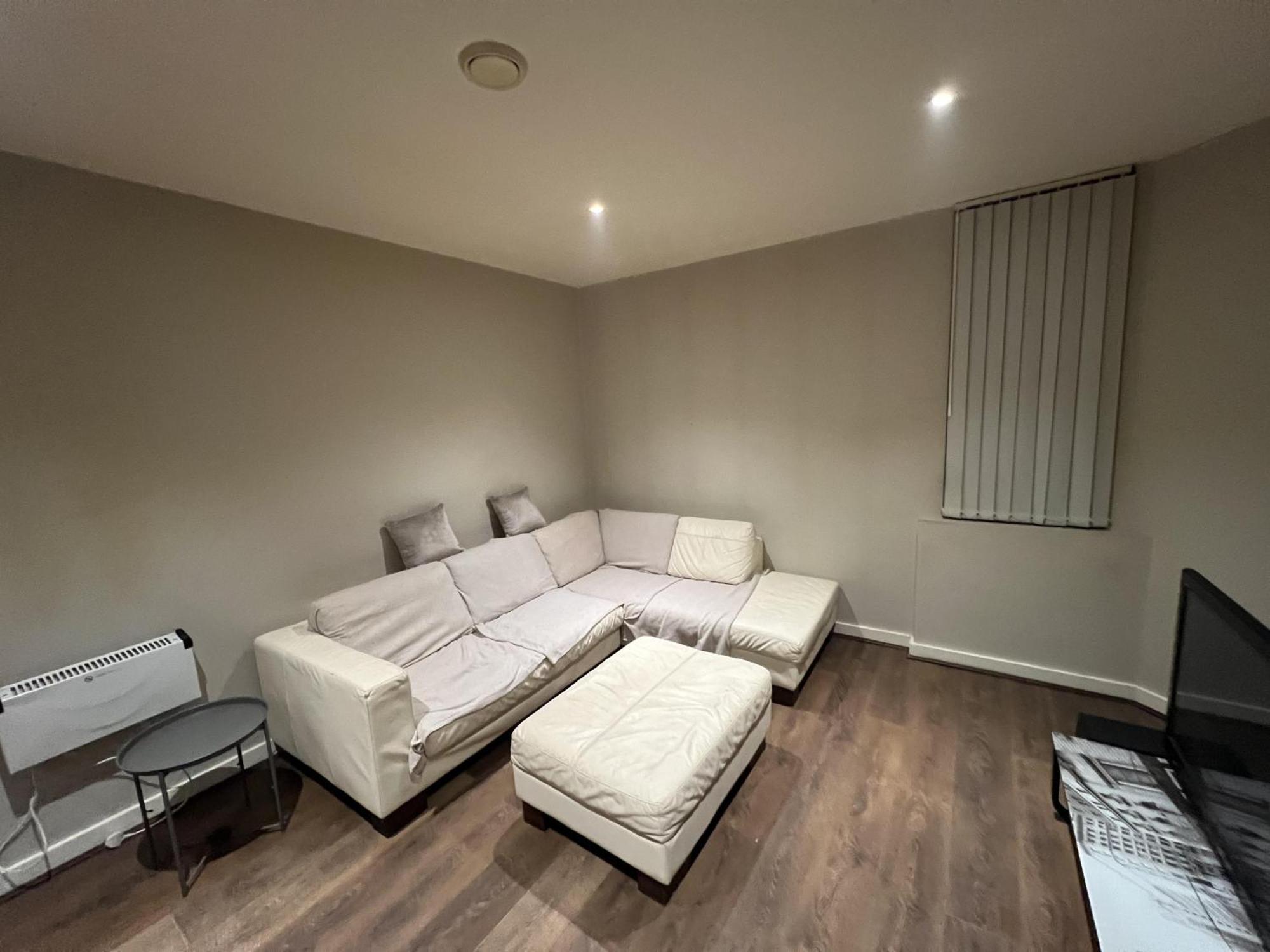Beautiful 1-bed In *