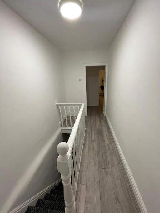 Group Apartment *