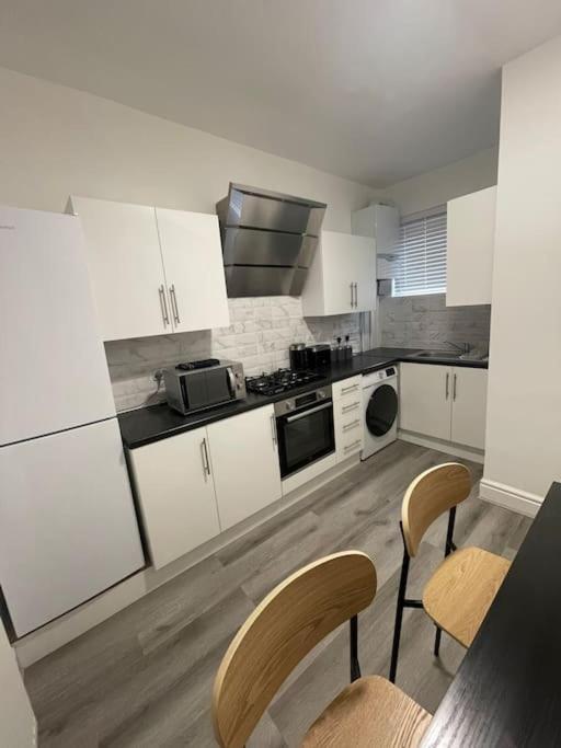 Apartment Group *