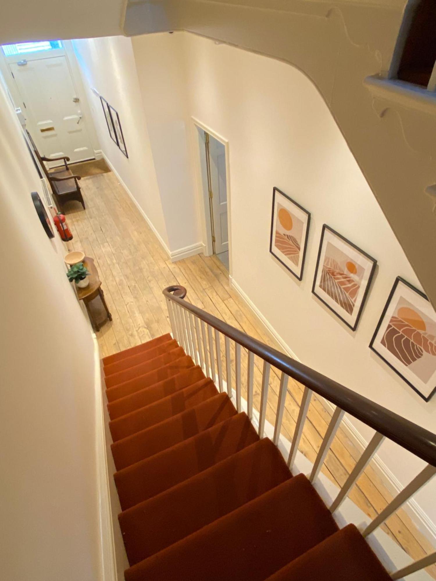 Spacious In Stunning Guest house *