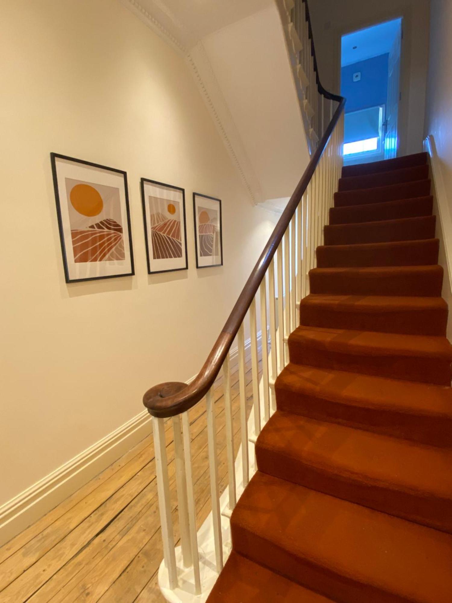 Spacious In Stunning Guest house Liverpool