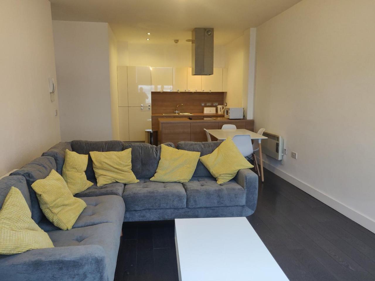 Canal Side By Serviced Living Liverpool
