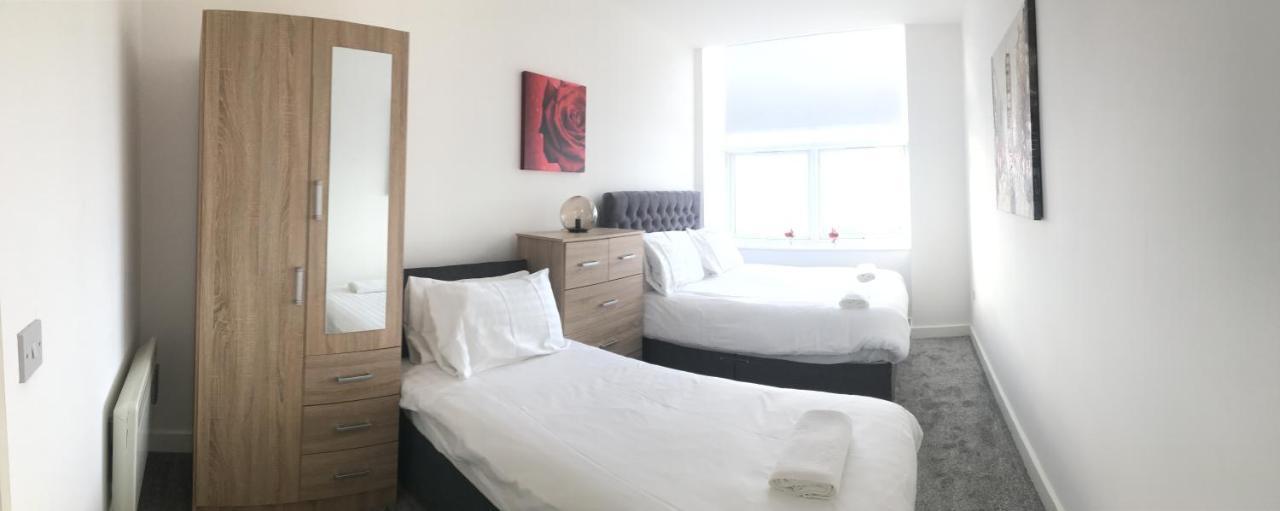 Canal Side By Serviced Living Apartment Liverpool