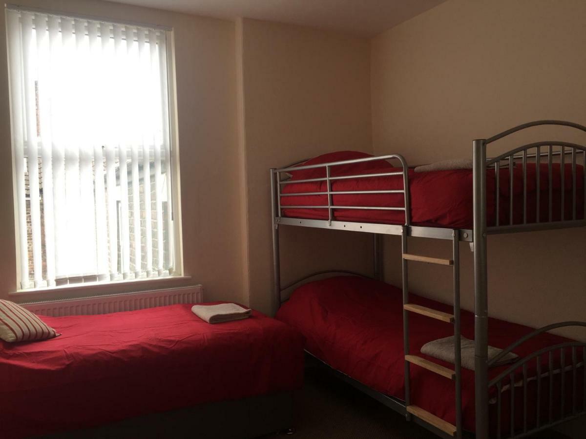 We Are G/house Guest house Liverpool