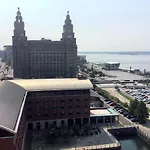 Excelsior Apartments - Liverpool Central - Free Parking - Aircon